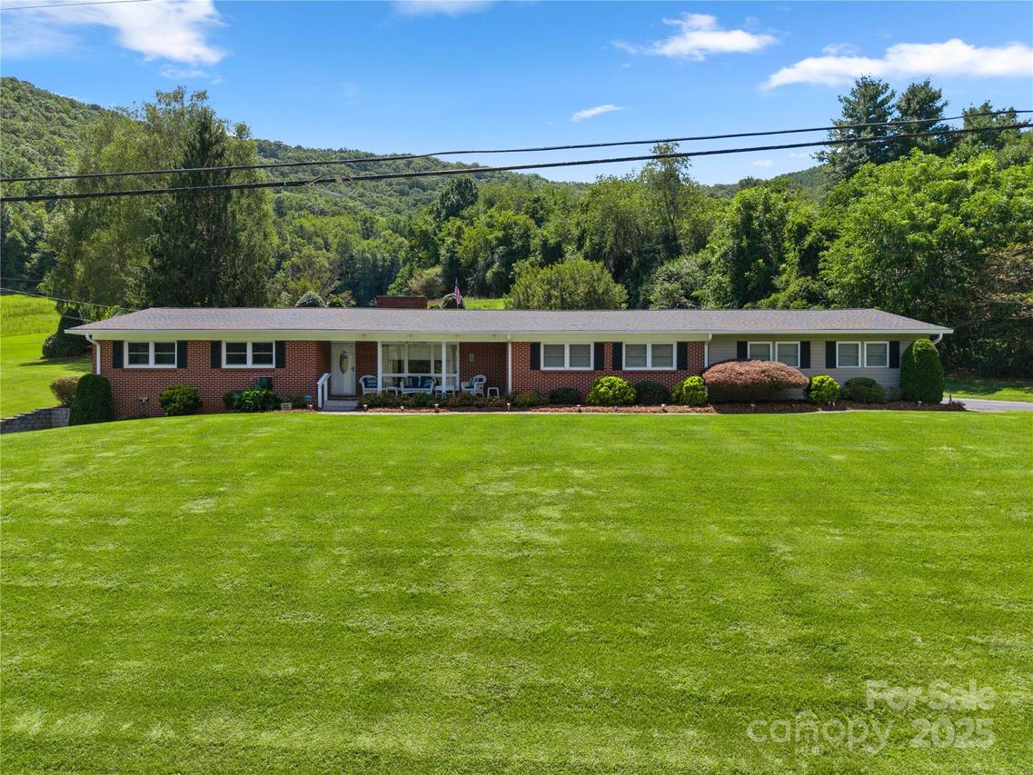 111 Curtis Creek Rd., Candler, NC 28715