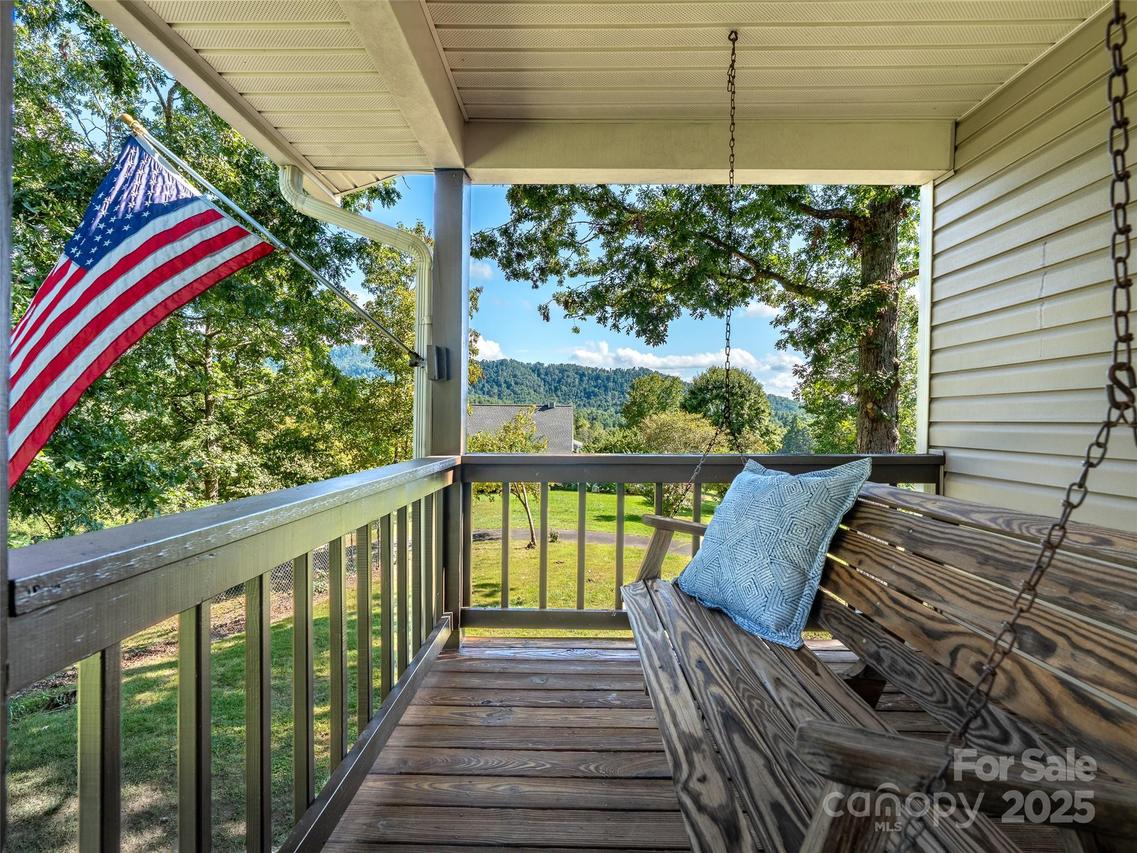 3 Pleasant View Dr., Weaverville, NC 28787