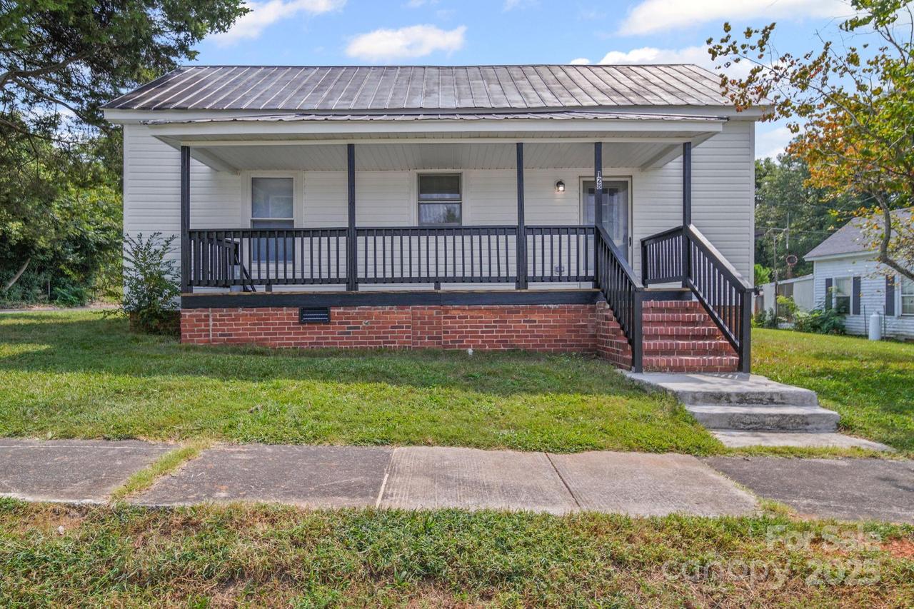 128 Doody Ave., Norwood, NC 28128