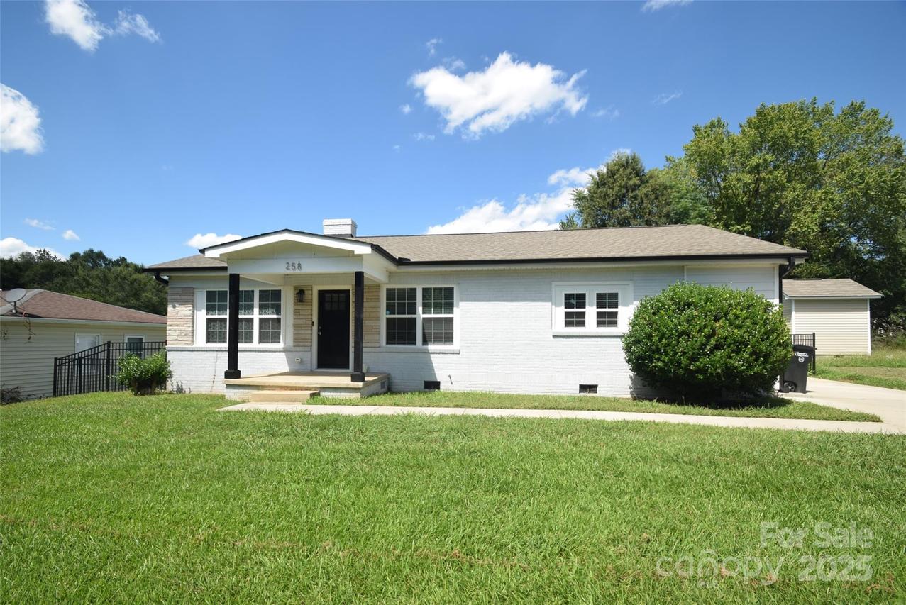 258 Carver Ave., Concord, NC 28025