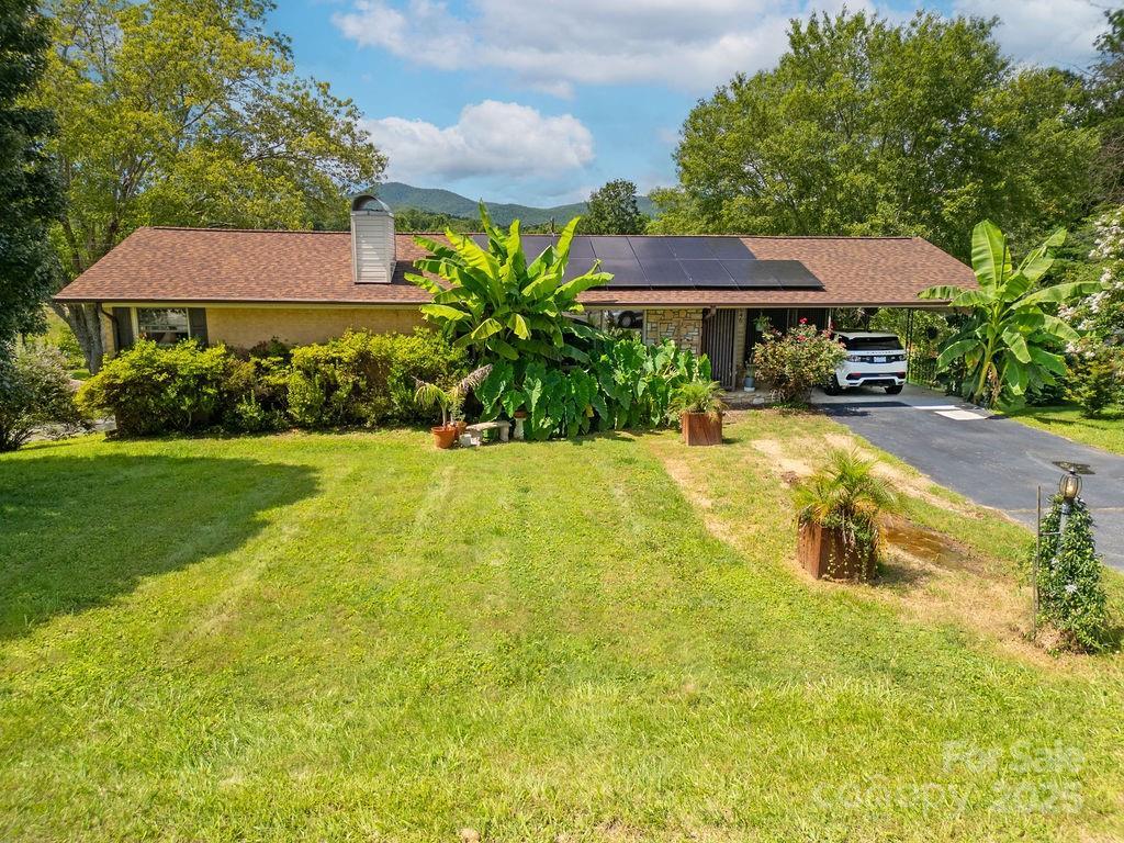 546 N Country Club Rd., Brevard, NC 28712