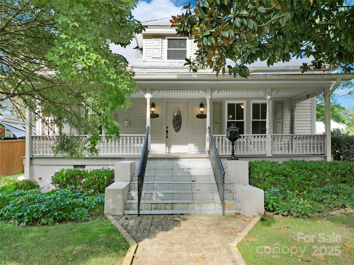 363 N Country Club Rd., Brevard, NC 28712