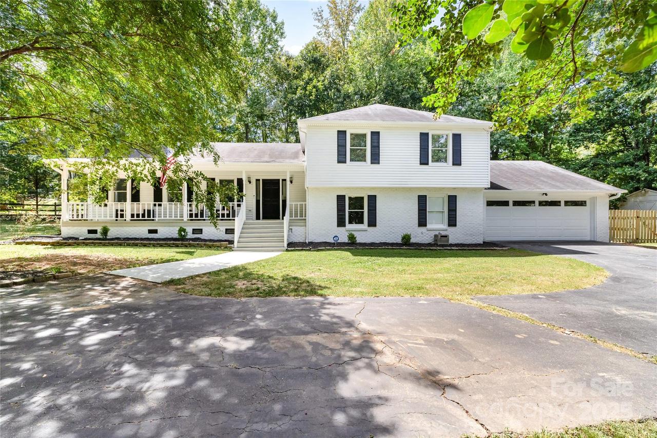 4501 Brookwood Rd., Charlotte, NC 28215