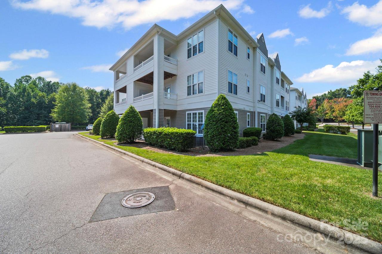 18001 Delmas Dr. #1F, Cornelius, NC 28031