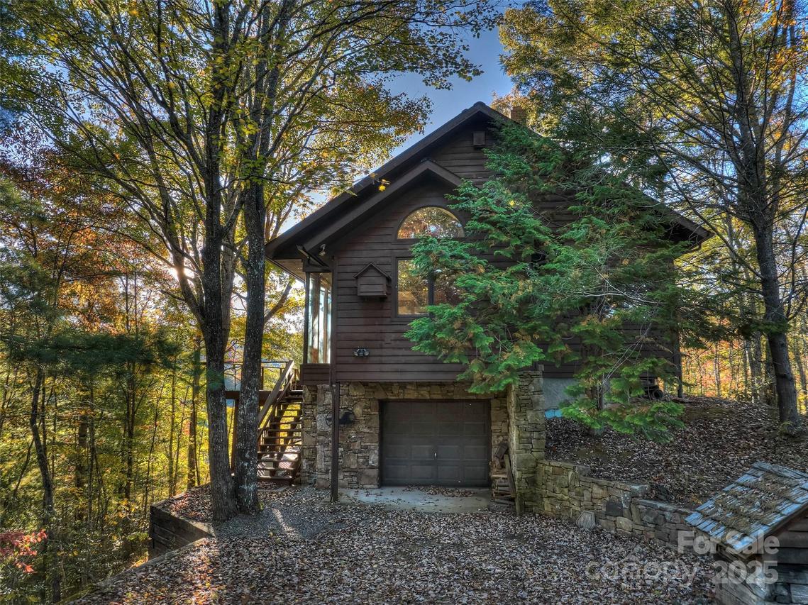 565 Silver Ridge Rd., Bryson City, NC 28713