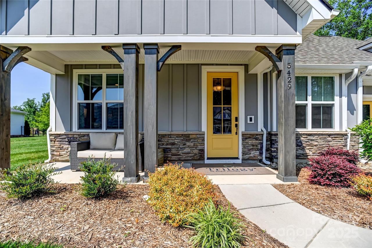 5429 Ellicott Rock Ct. #5, Denver, NC 28037
