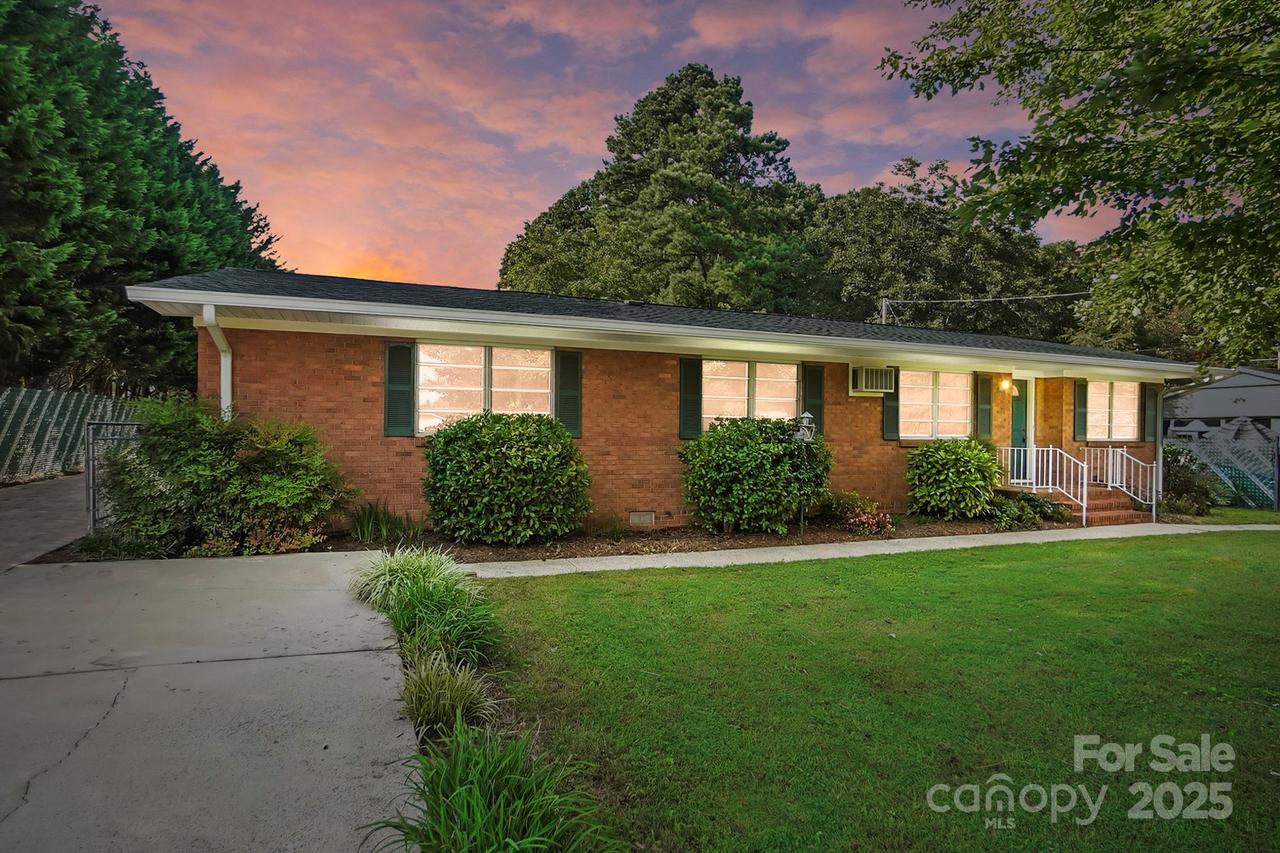 3301 Dan Hood Rd., Matthews, NC 28105