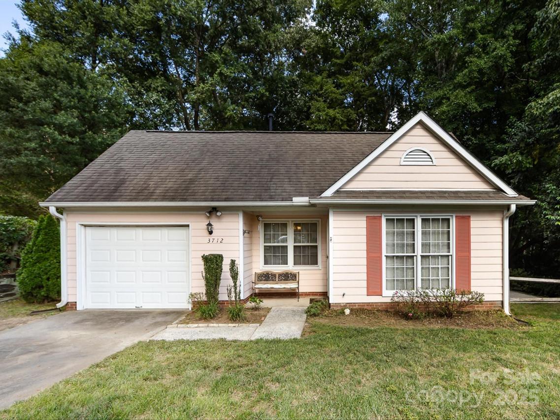3712 Teaberry Ct., Charlotte, NC 28227