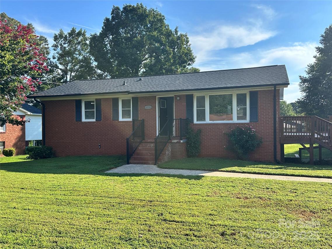 6124 Avalon Dr., Kannapolis, NC 28081