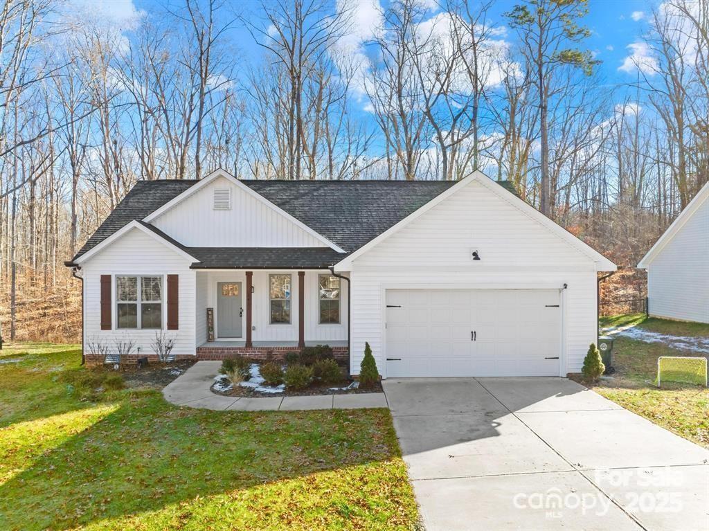 242 Delview Dr., Cherryville, NC 28021