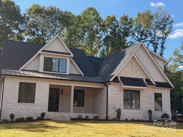 142 Castleview Ln., Mooresville, NC 28115