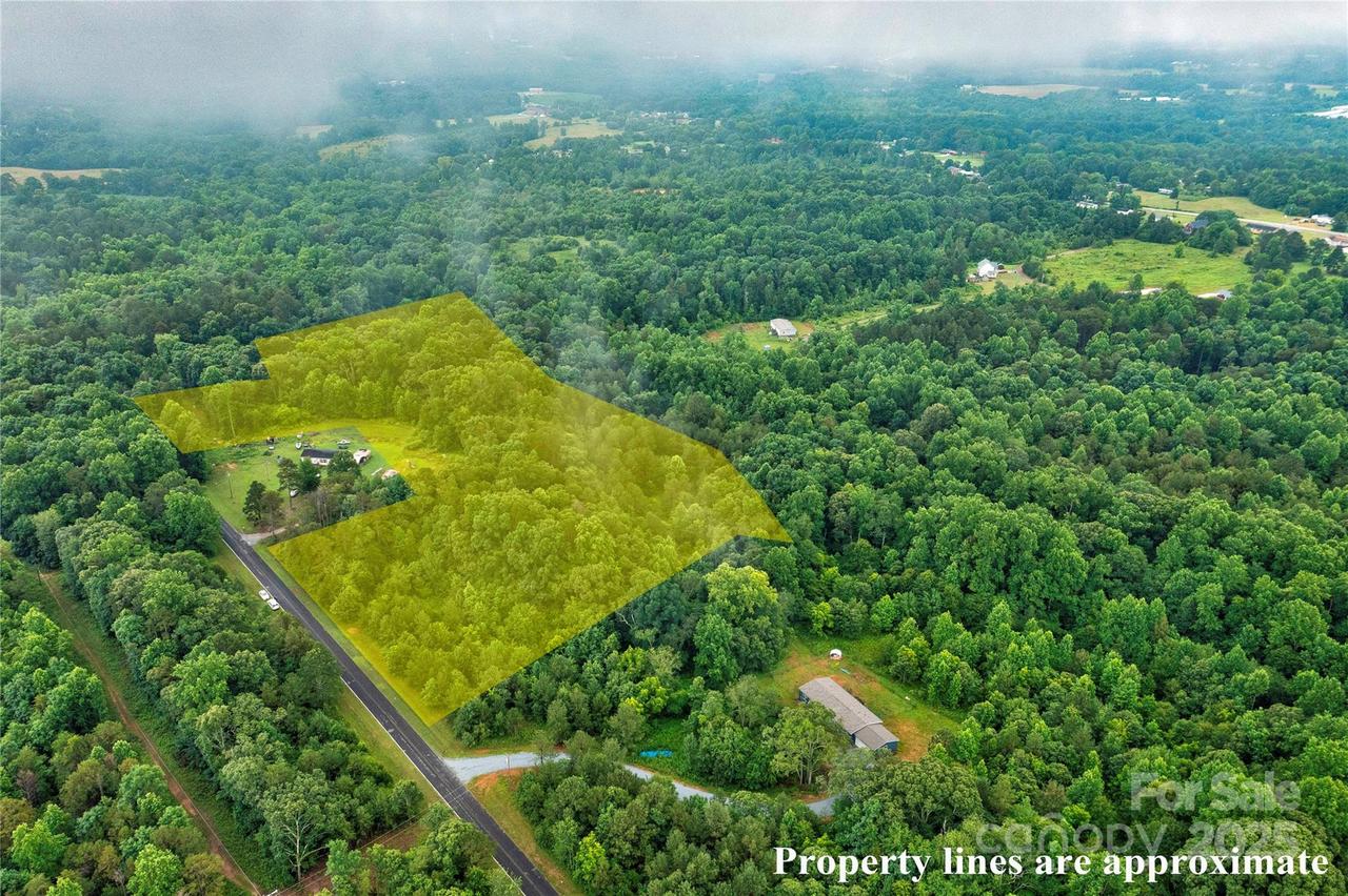 1429 Williamson Rd., Kingstown, NC 28150
