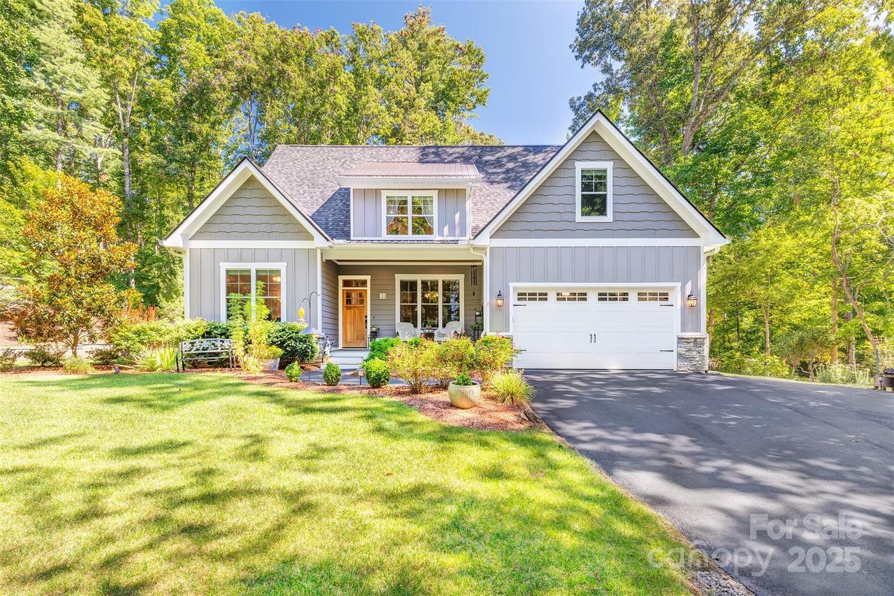 21 Ducketts Grove Rd., Fletcher, NC 28732