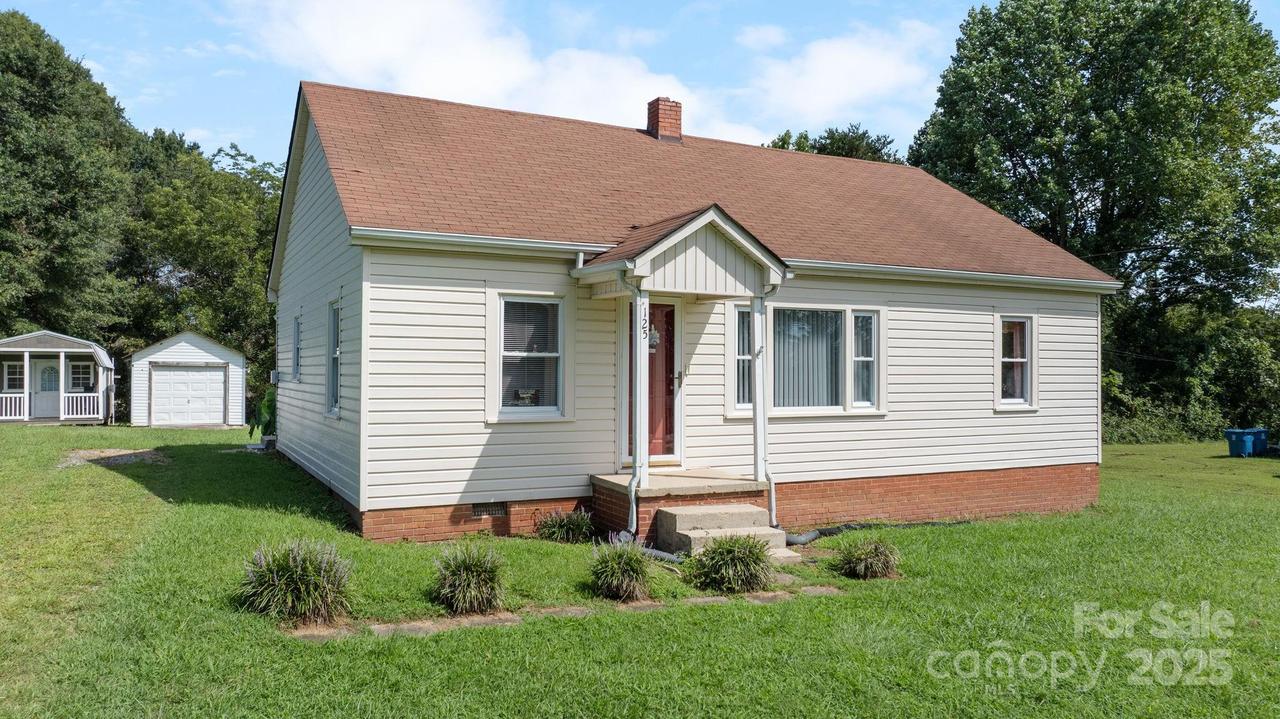 125 Will Wilson Ln., Taylorsville, NC 28681