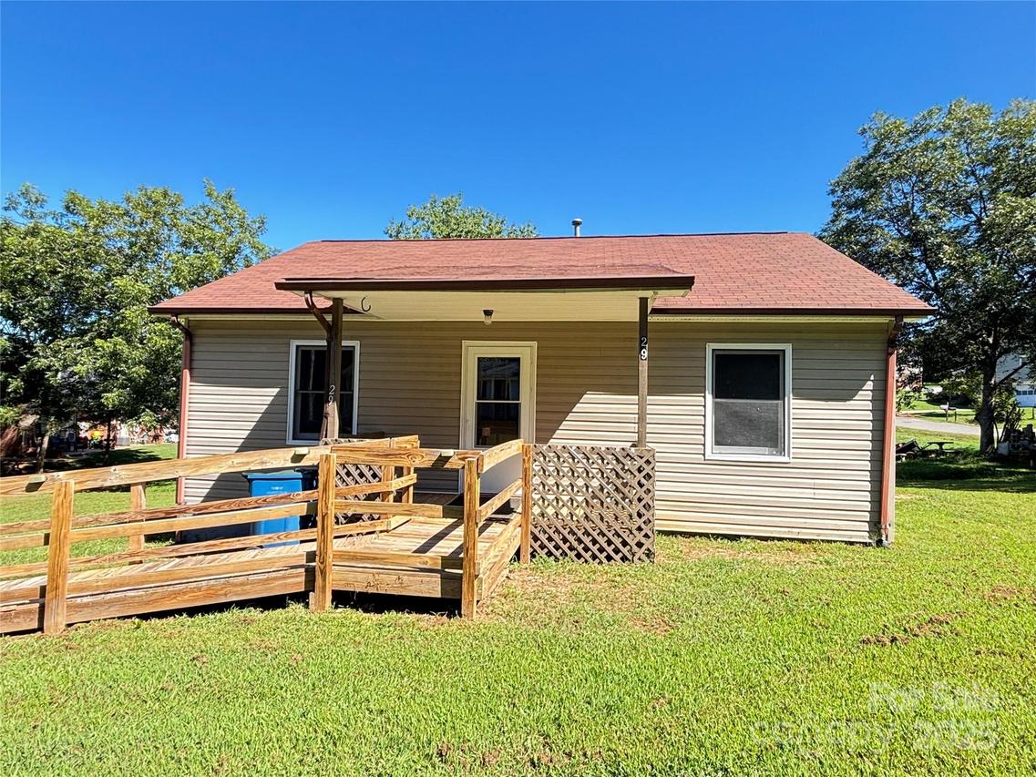 29 Ashley St., Granite Falls, NC 28630