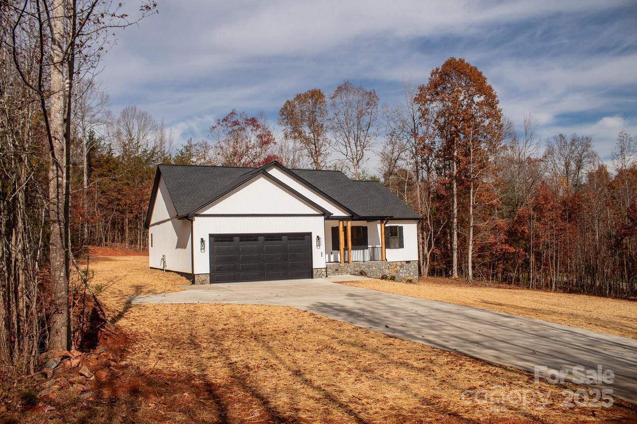 354 Bluegill Ln. #23, Statesville, NC 28625
