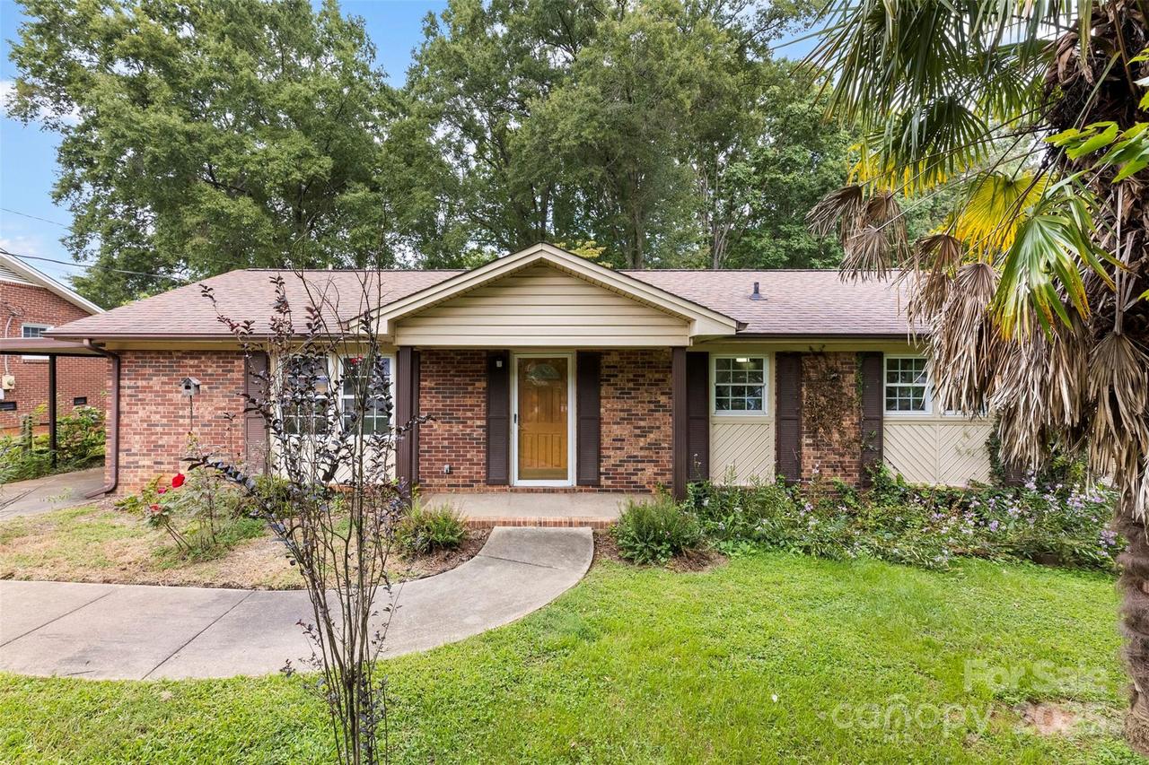 1530 Moore Dr., Gastonia, NC 28054