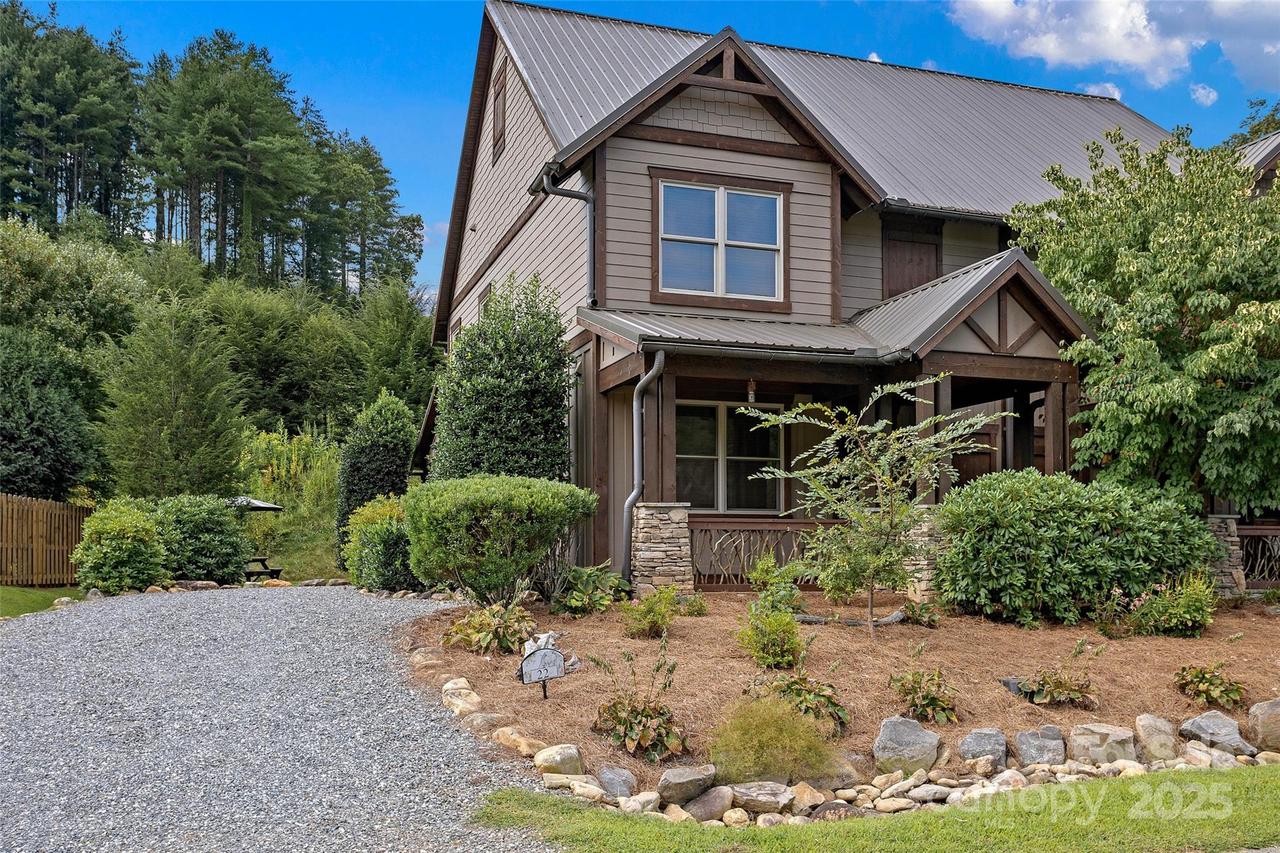 22 S Sundrops Tr., Cullowhee, NC 28723