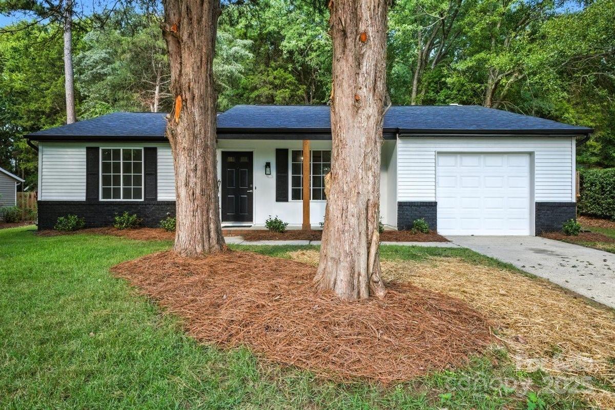 7349 Brigmore Dr., Charlotte, NC 28226