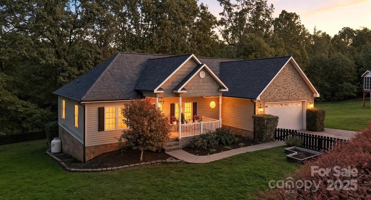 2532 Whistler Ct., Newton, NC 28658