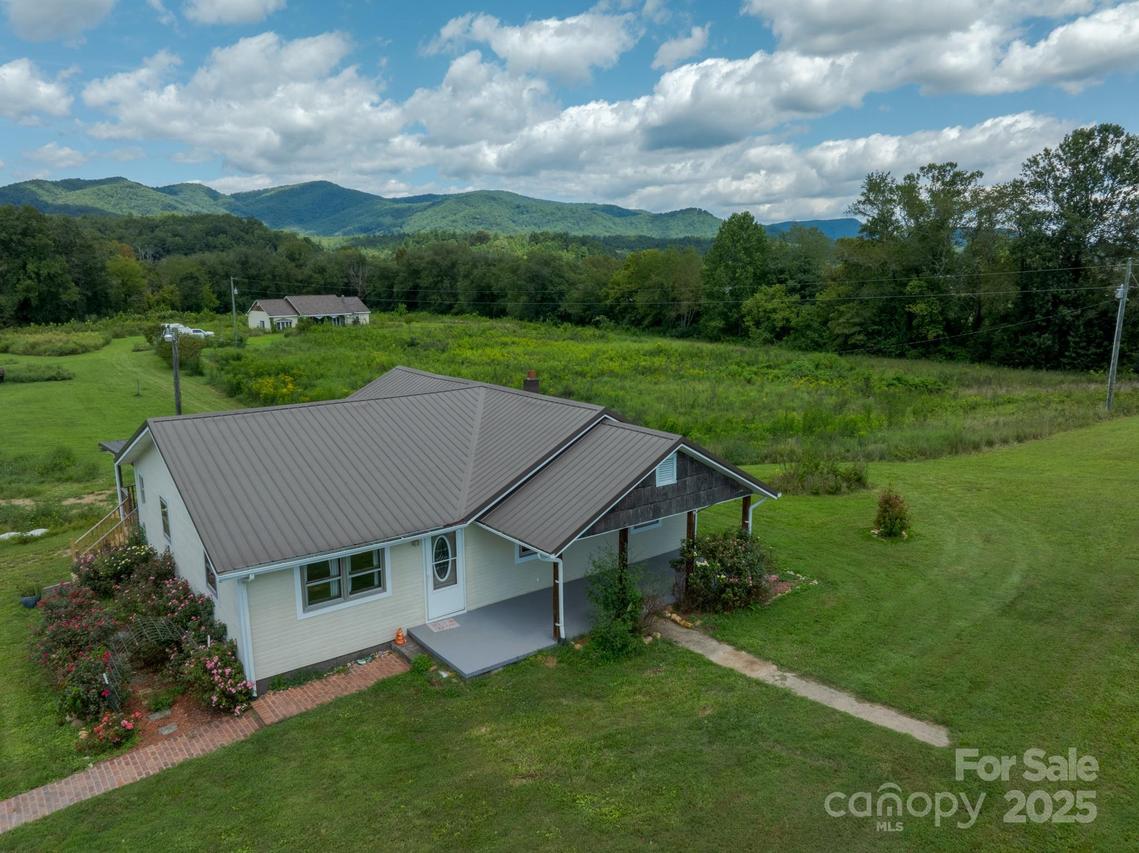 2742 Hwy 268 Hwy., Lenoir, NC 28645