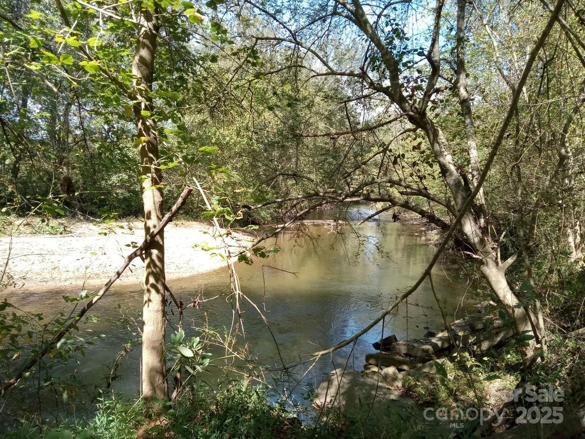 2742 Hwy 268 Hwy., Lenoir, NC 28645
