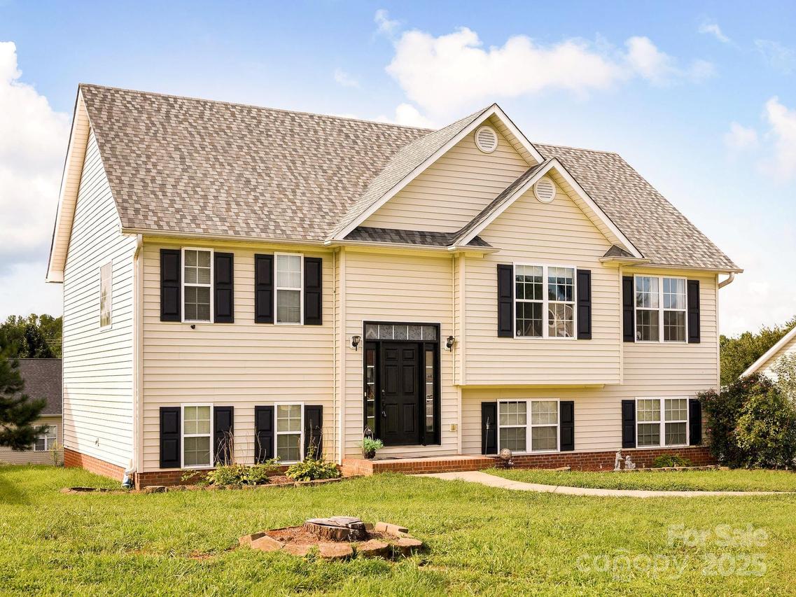 135 Winding Creek Rd., Mocksville, NC 27028