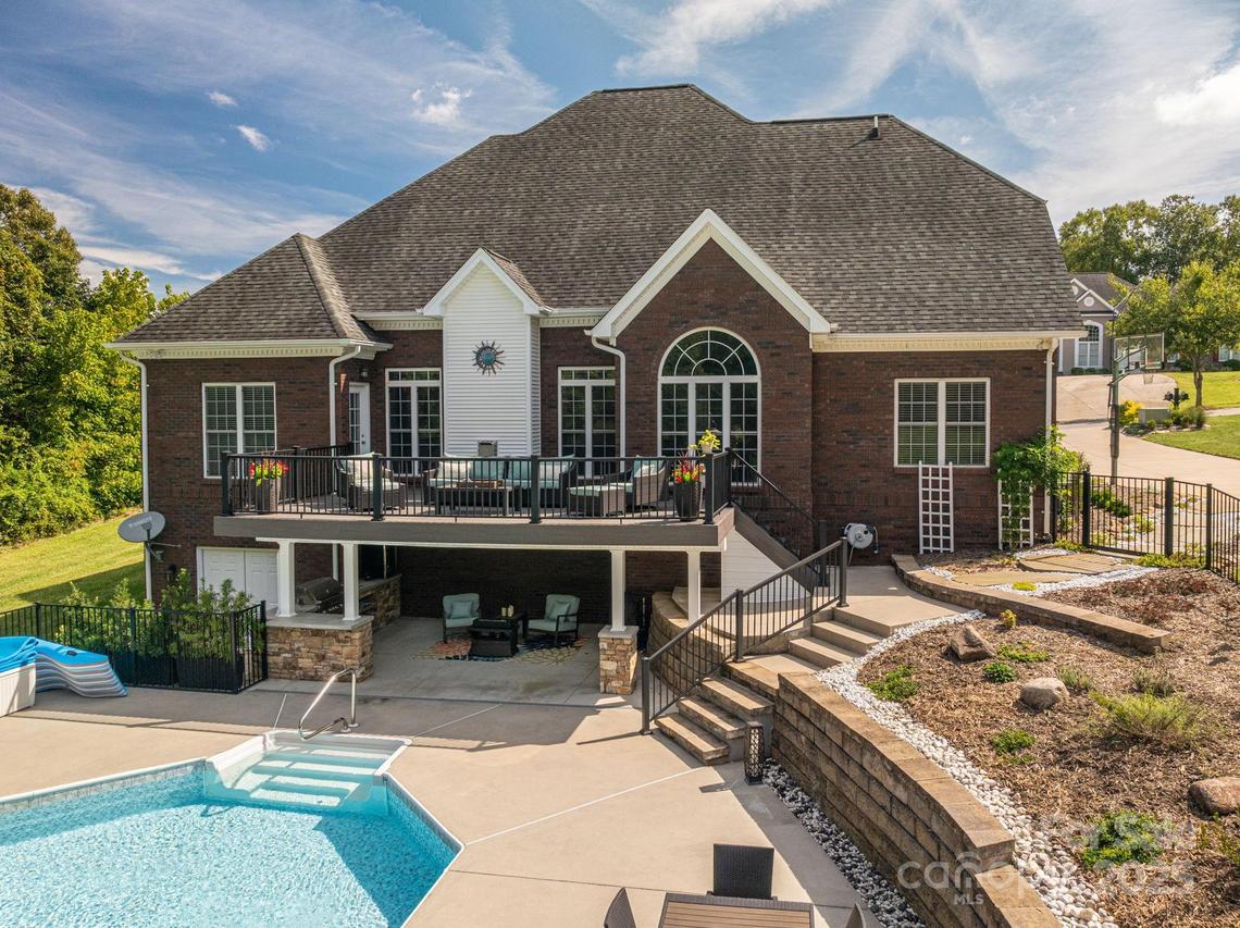 1128 Mayfield Cir., Conover, NC 28613