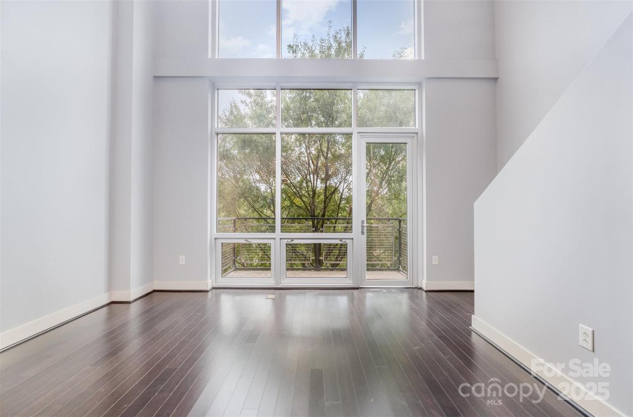 1133 Metropolitan Ave. #302, Charlotte, NC 28204