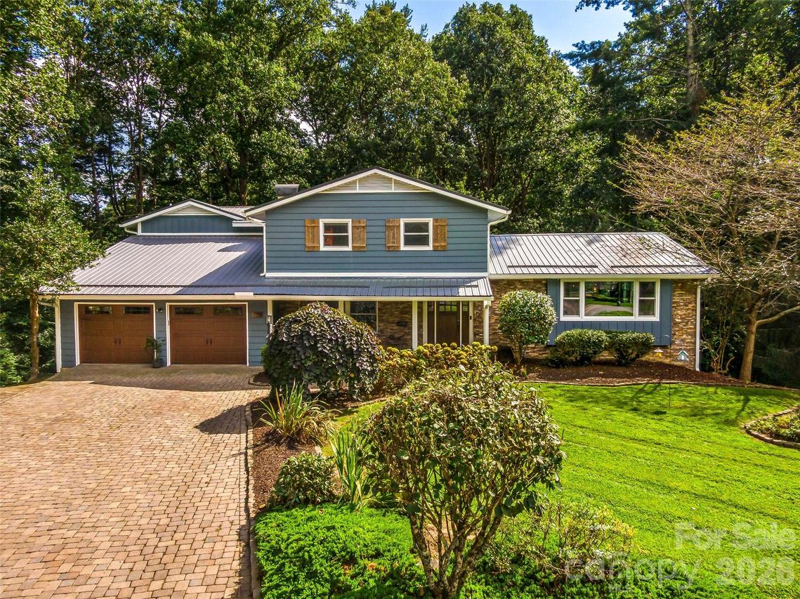135 Dogwood Dr., Brevard, NC 28712