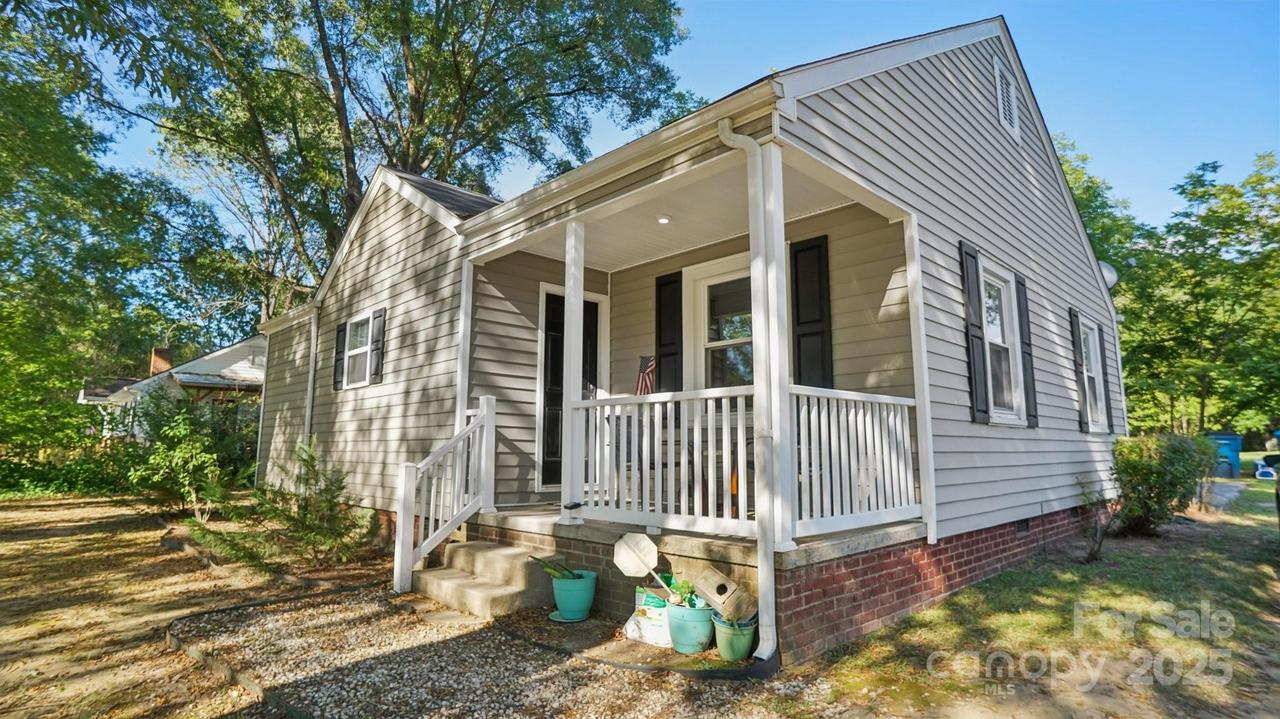 3823 Centergrove Rd. #11, Concord, NC 28025