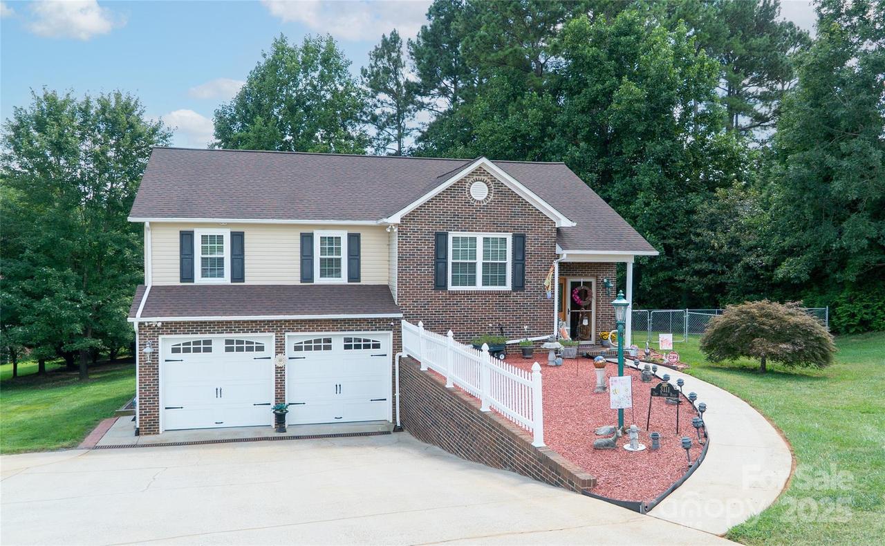 3111 Dry Ponds Rd., Granite Falls, NC 28630