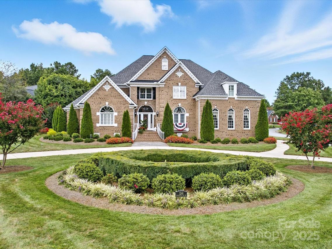 1246 Greenside Dr., Concord, NC 28027