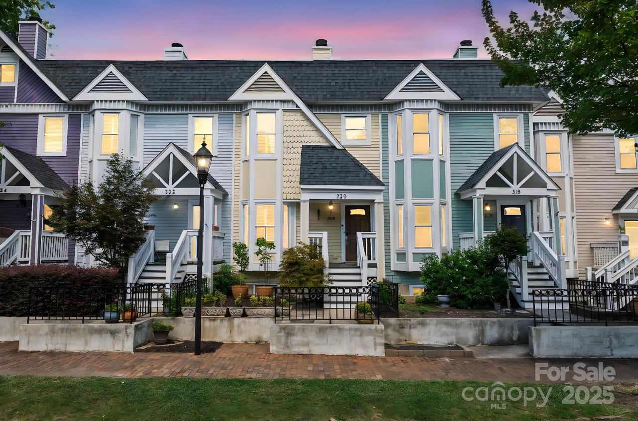 320 W 10th St., Charlotte, NC 28202