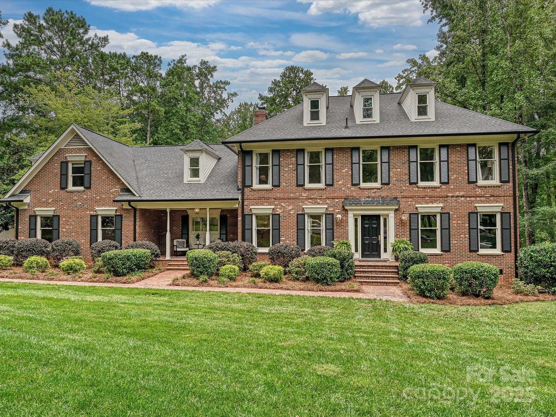 2700 Cross Country Rd., Charlotte, NC 28270