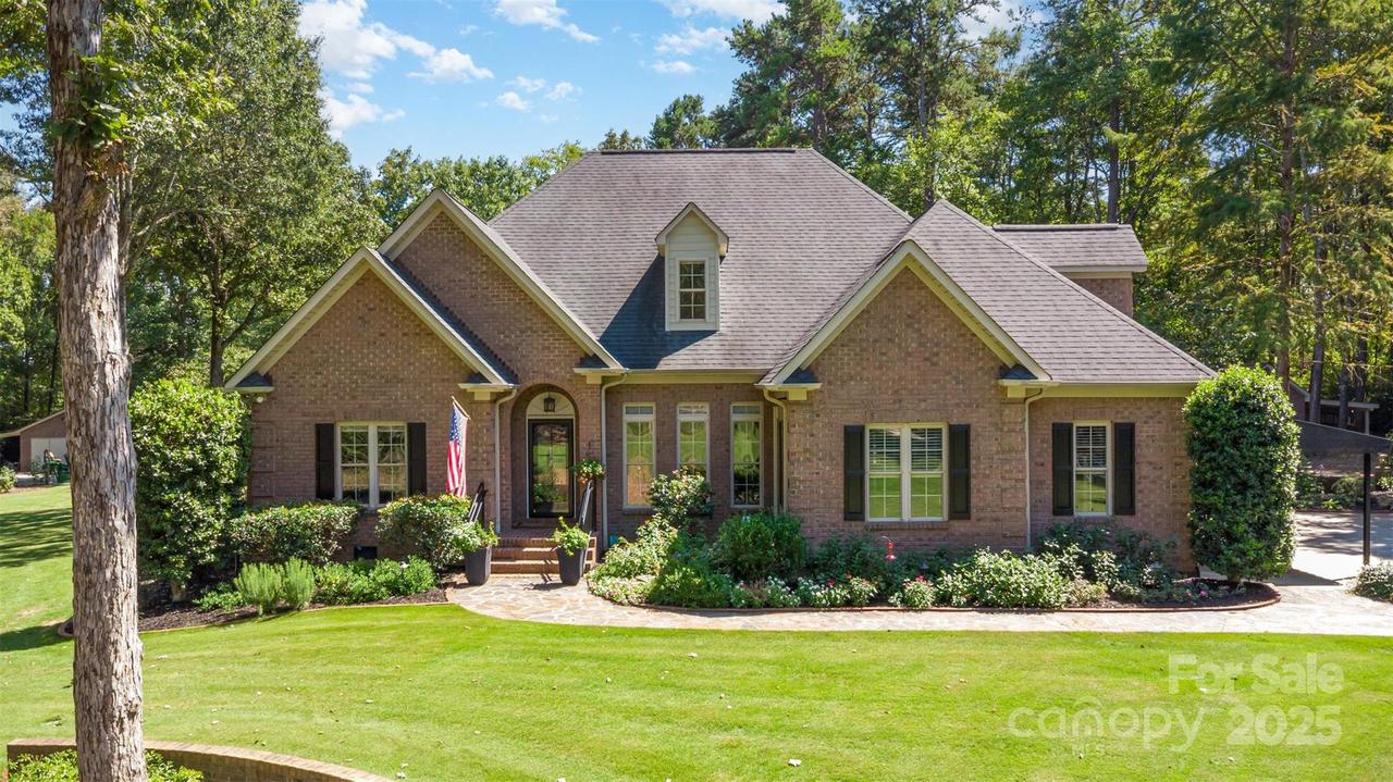 417 Foxglove Ln., Indian Trail, NC 28079