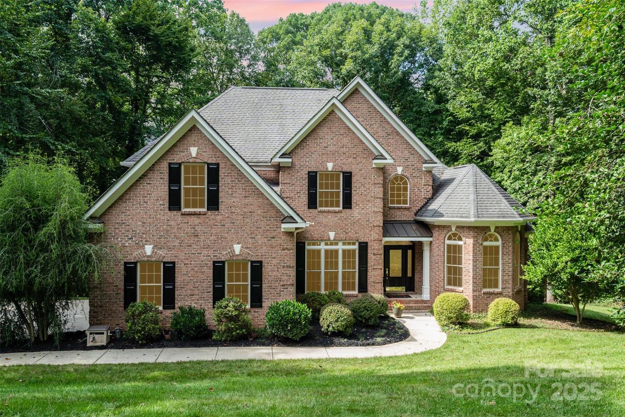 112 Eagle Chase Ln., Troutman, NC 28166