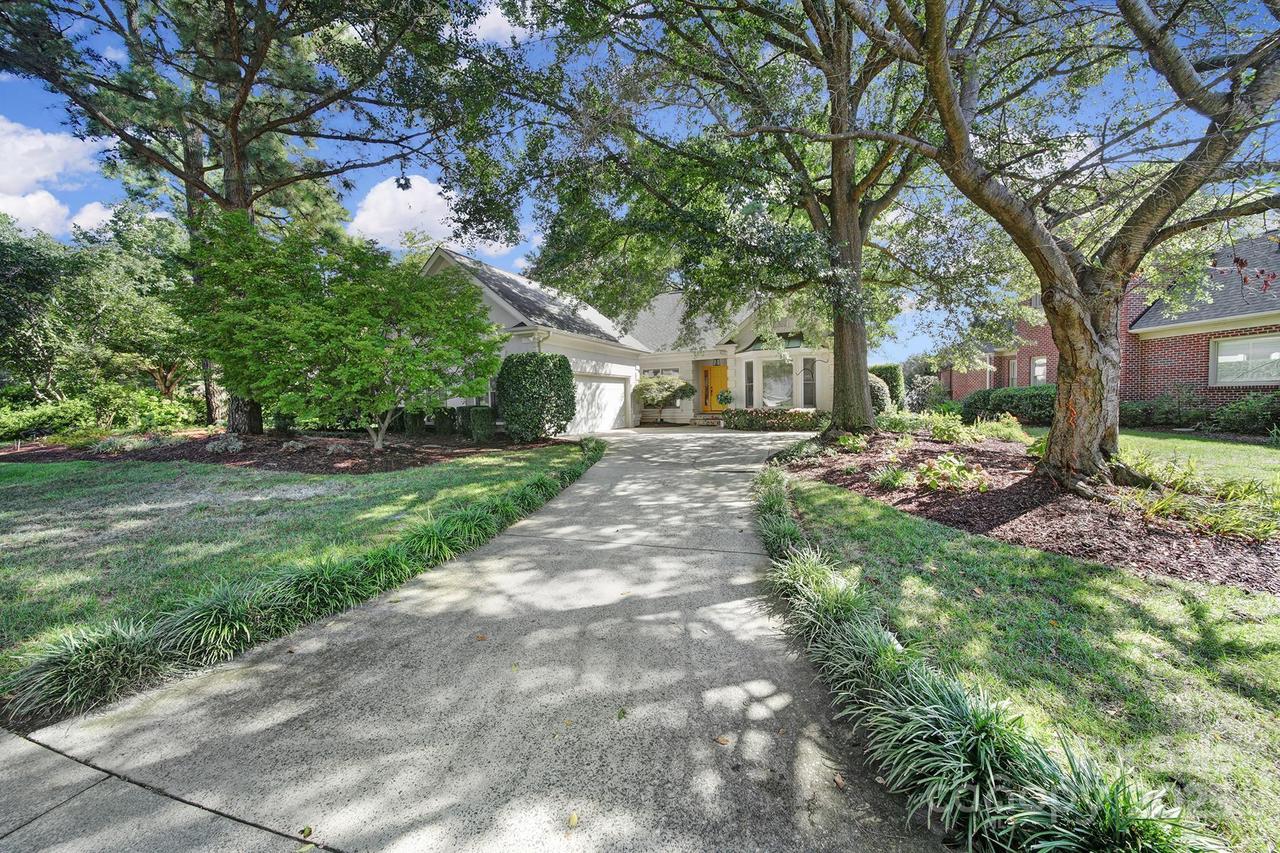 17206 Players Ridge Dr., Cornelius, NC 28031