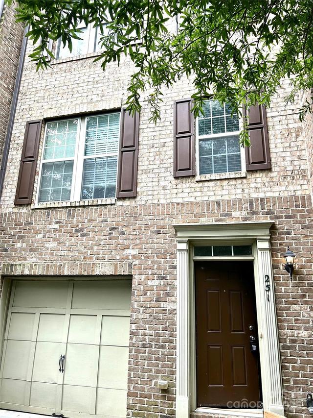 251 Lincoln St., Charlotte, NC 28203