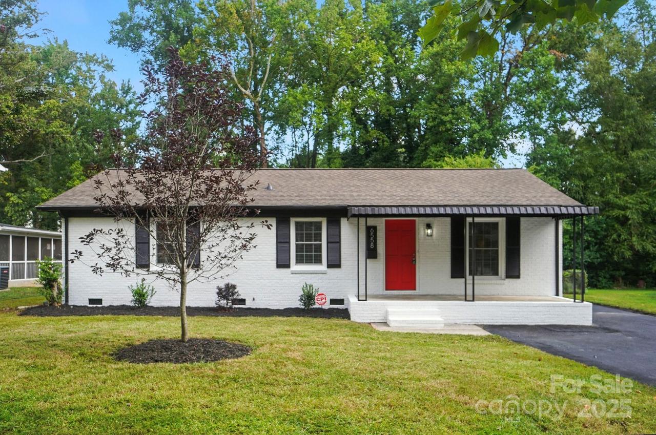 6558 Covecreek Dr., Charlotte, NC 28215