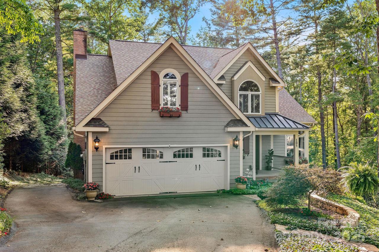 105 Weston Pl., Asheville, NC 28803