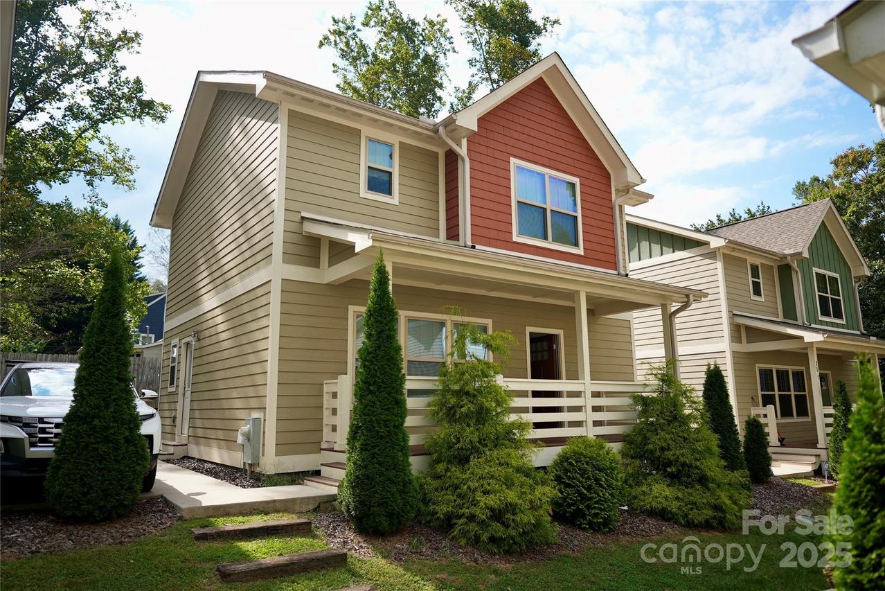 129 Aurora Dr. #10, Asheville, NC 28805