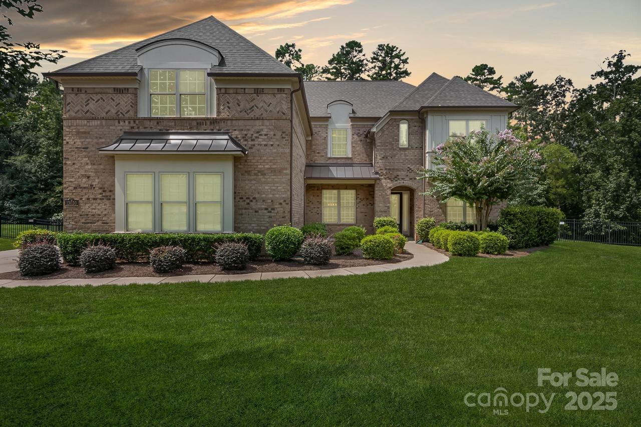 13030 Fen Ct., Huntersville, NC 28078