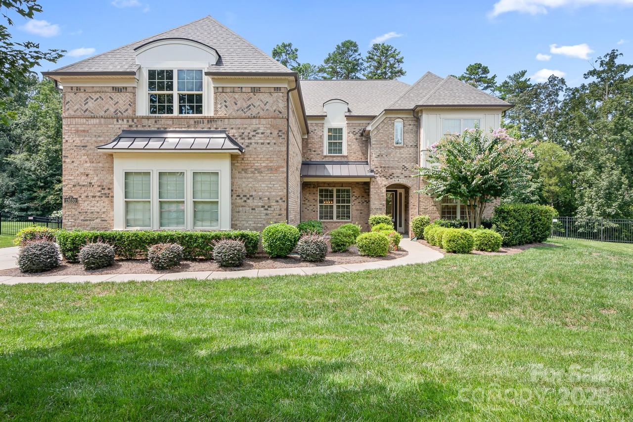 13030 Fen Ct., Huntersville, NC 28078