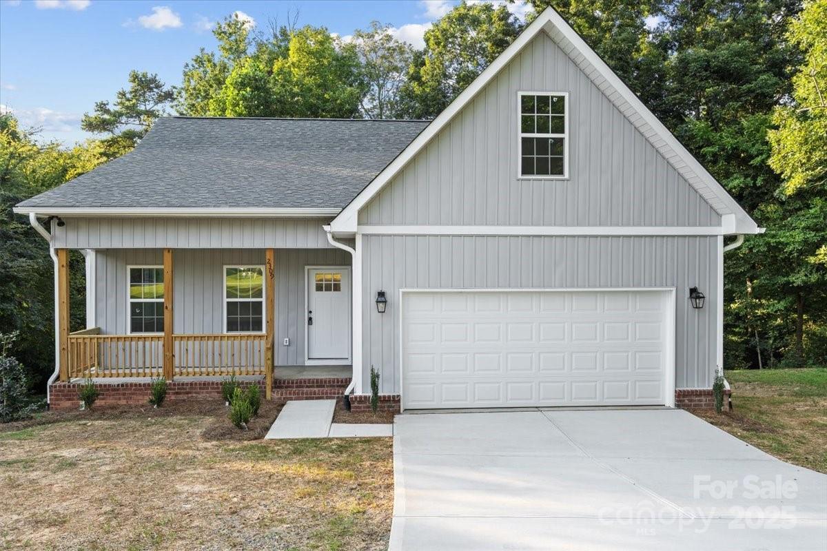 2309 Larkspur Ln. #54, Wingate, NC 28174