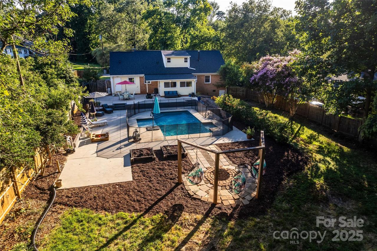 372 Club Dr., Gastonia, NC 28054