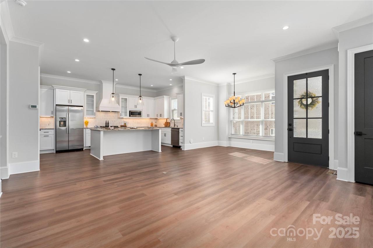 805 Naples Dr., Davidson, NC 28036