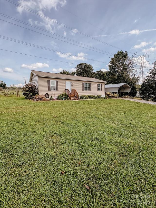 1186 Lynn Ln., Catawba, NC 28609
