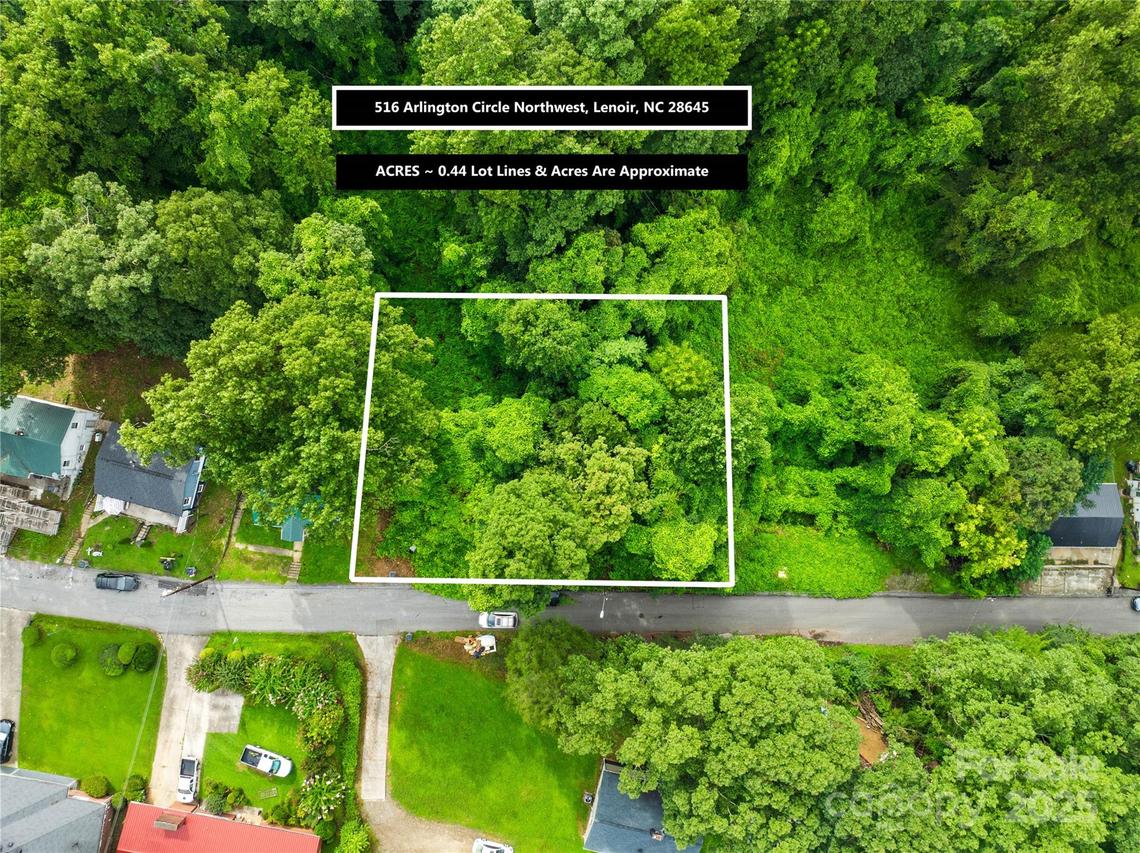516 Arlington Cir., Lenoir, NC 28645