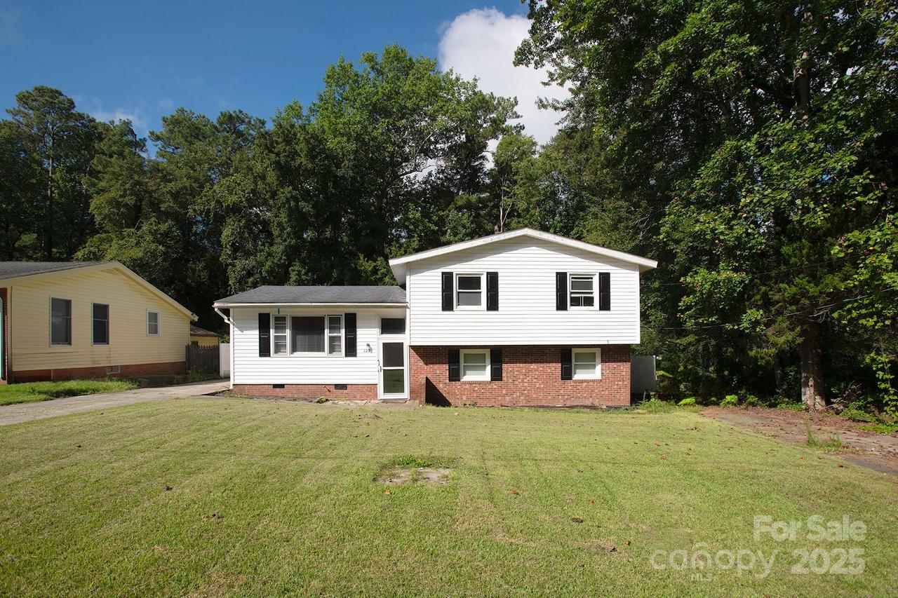 129 Woodland Dr., Havelock, NC 28532